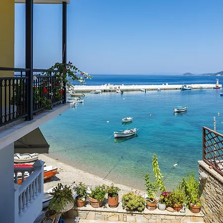 Eftopia Beachfront 3-bedrooms Kokkari