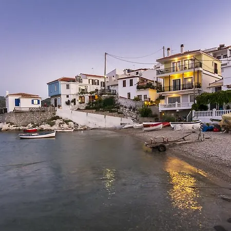 Eftopia Beachfront 3-bedrooms Kokkari