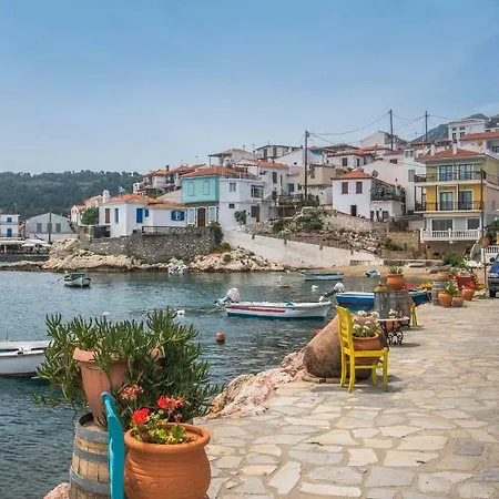 Eftopia Beachfront 3-bedrooms * Kokkari