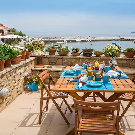 Holiday home Eftopia Beachfront 3-bedrooms Kokkari